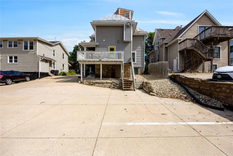 619 E Burlington Street Iowa City IA 52240
