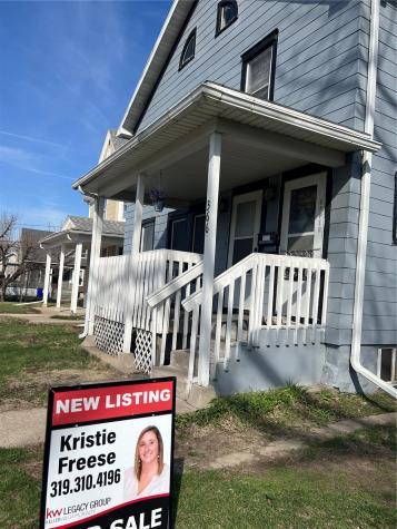 366 7th Avenue SW Cedar Rapids IA 52404