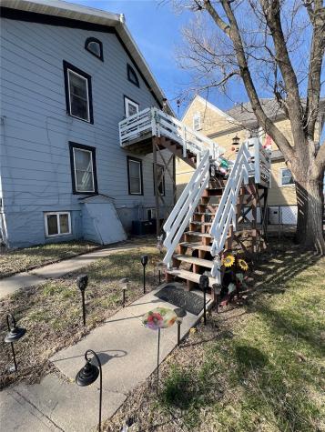 366 7th Avenue SW Cedar Rapids IA 52404