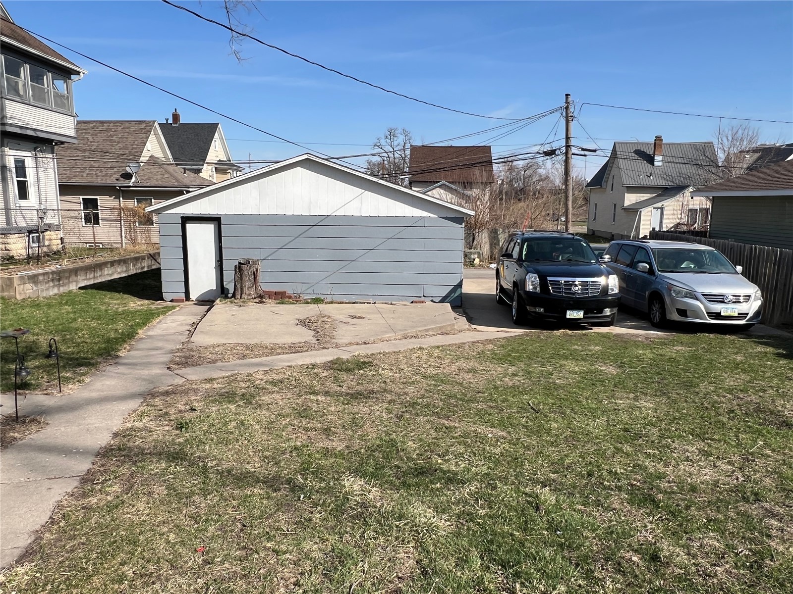 366 7th Avenue SW Cedar Rapids IA 52404