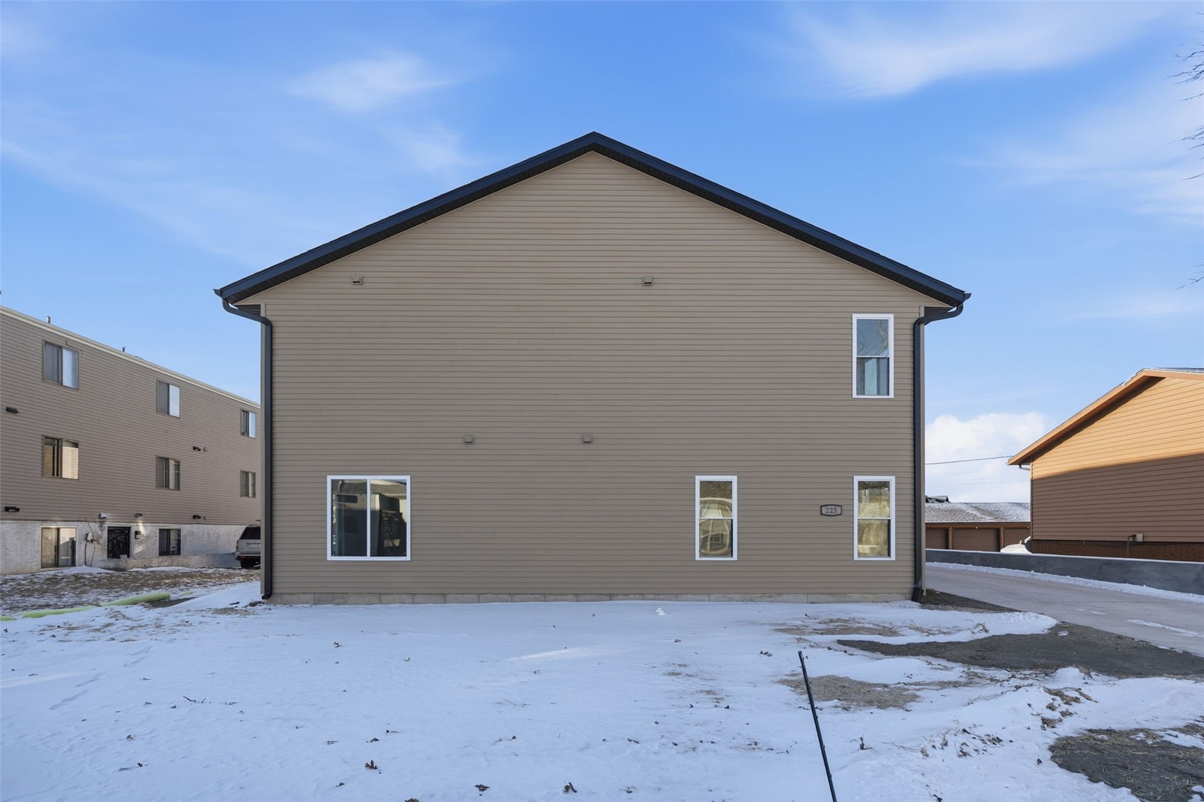 225 Clymer Road Hiawatha IA 52233