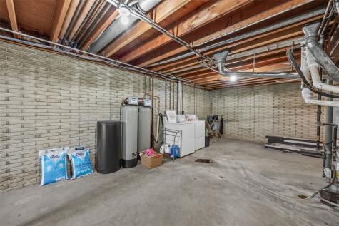 1080 9th Avenue Marion IA 52302