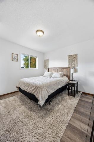 410/412 9th Avenue Clarence IA 52216