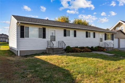 410/412 9th Avenue Clarence IA 52216