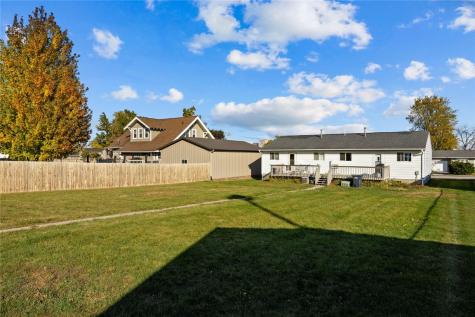 410/412 9th Avenue Clarence IA 52216