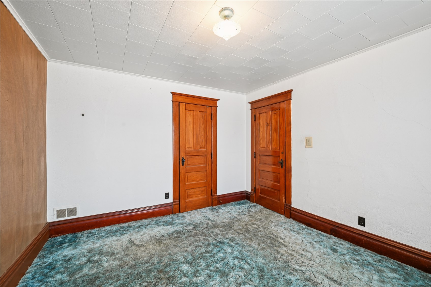 205 2nd Avenue Atkins IA 52206