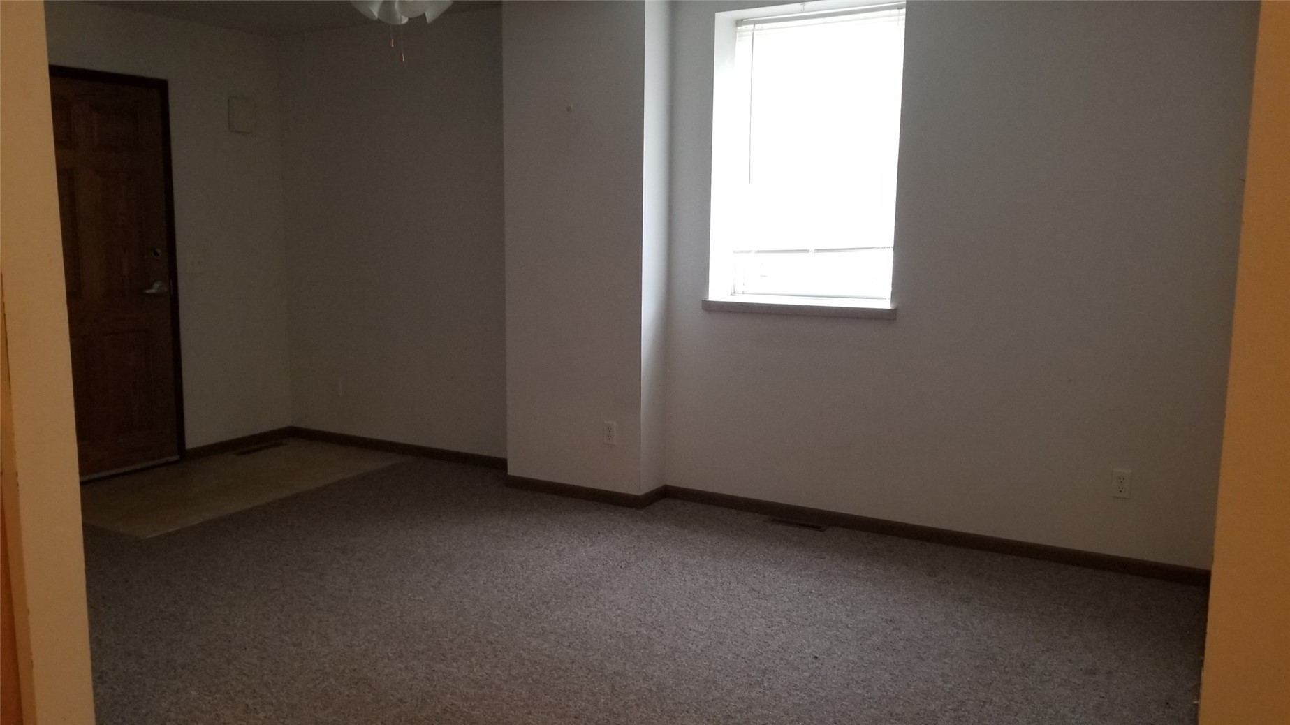 230 S Dubuque Street Solon IA 52333