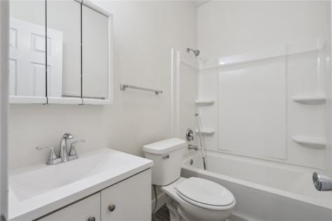702 9th Street SW Cedar Rapids IA 52404