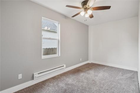 702 9th Street SW Cedar Rapids IA 52404