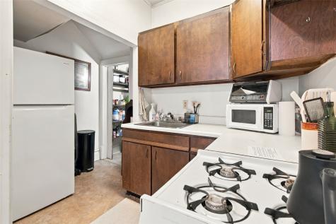 624 N Linn Street Iowa City IA 52245