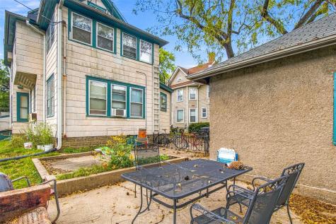 624 N Linn Street Iowa City IA 52245