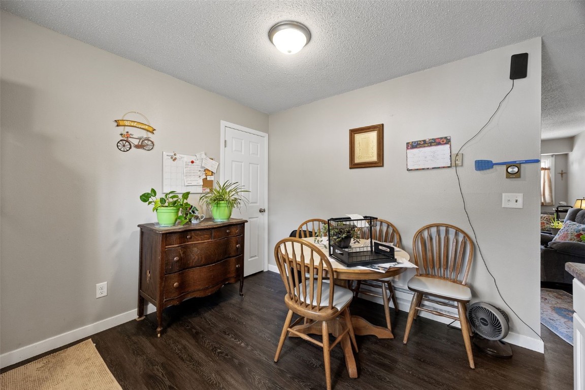 302 Maple Lane Walker IA 52352
