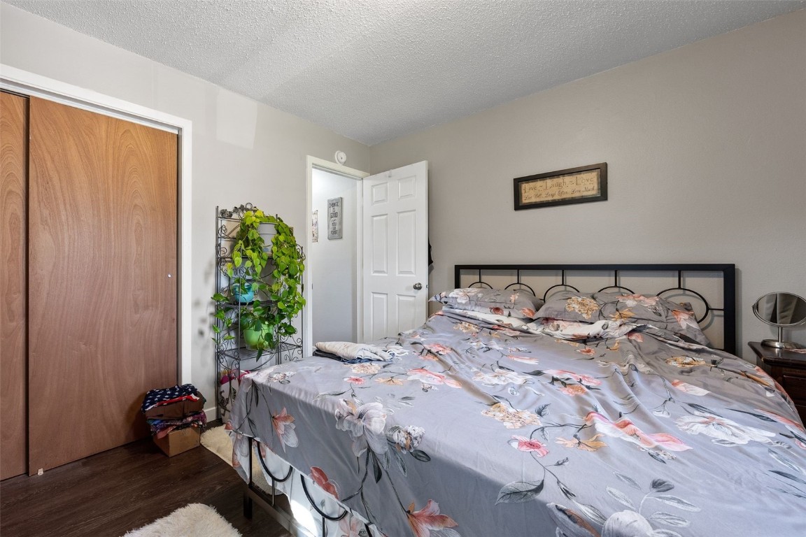 302 Maple Lane Walker IA 52352