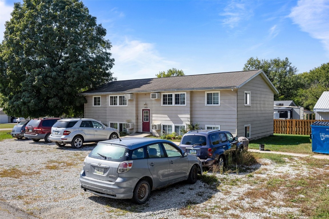 302 Maple Lane Walker IA 52352