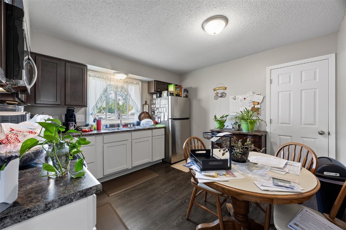 302 Maple Lane Walker IA 52352