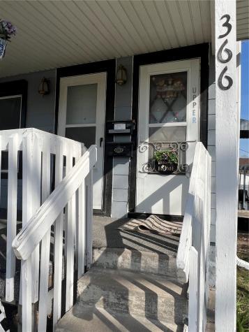 366 7TH Avenue SW Cedar Rapids IA 52404