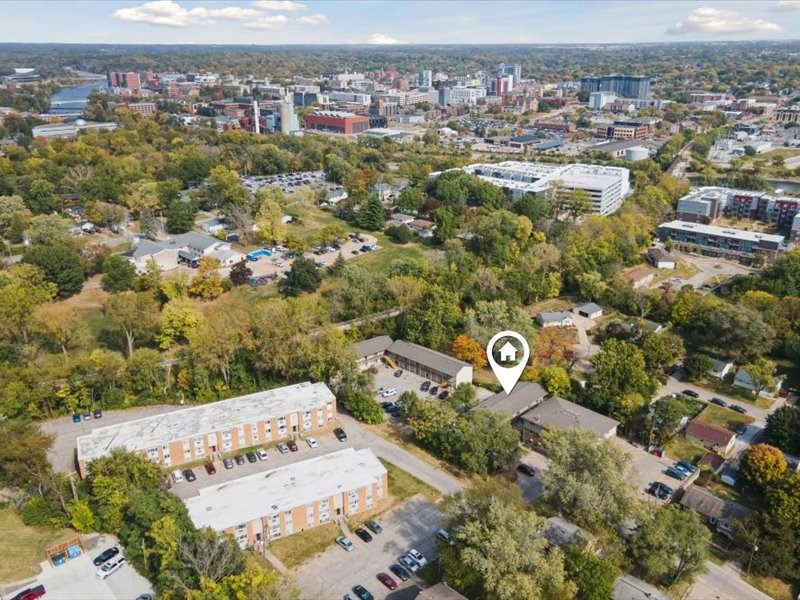 732,736,740 Michael Street Iowa City IA 52246