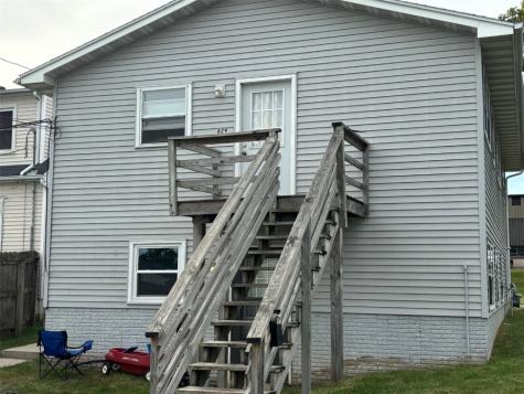 627-629 22nd Avenue SW Cedar Rapids IA 52404