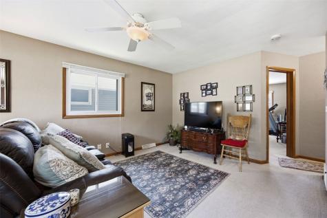 2902 Johnson Avenue Cedar Rapids IA 52405