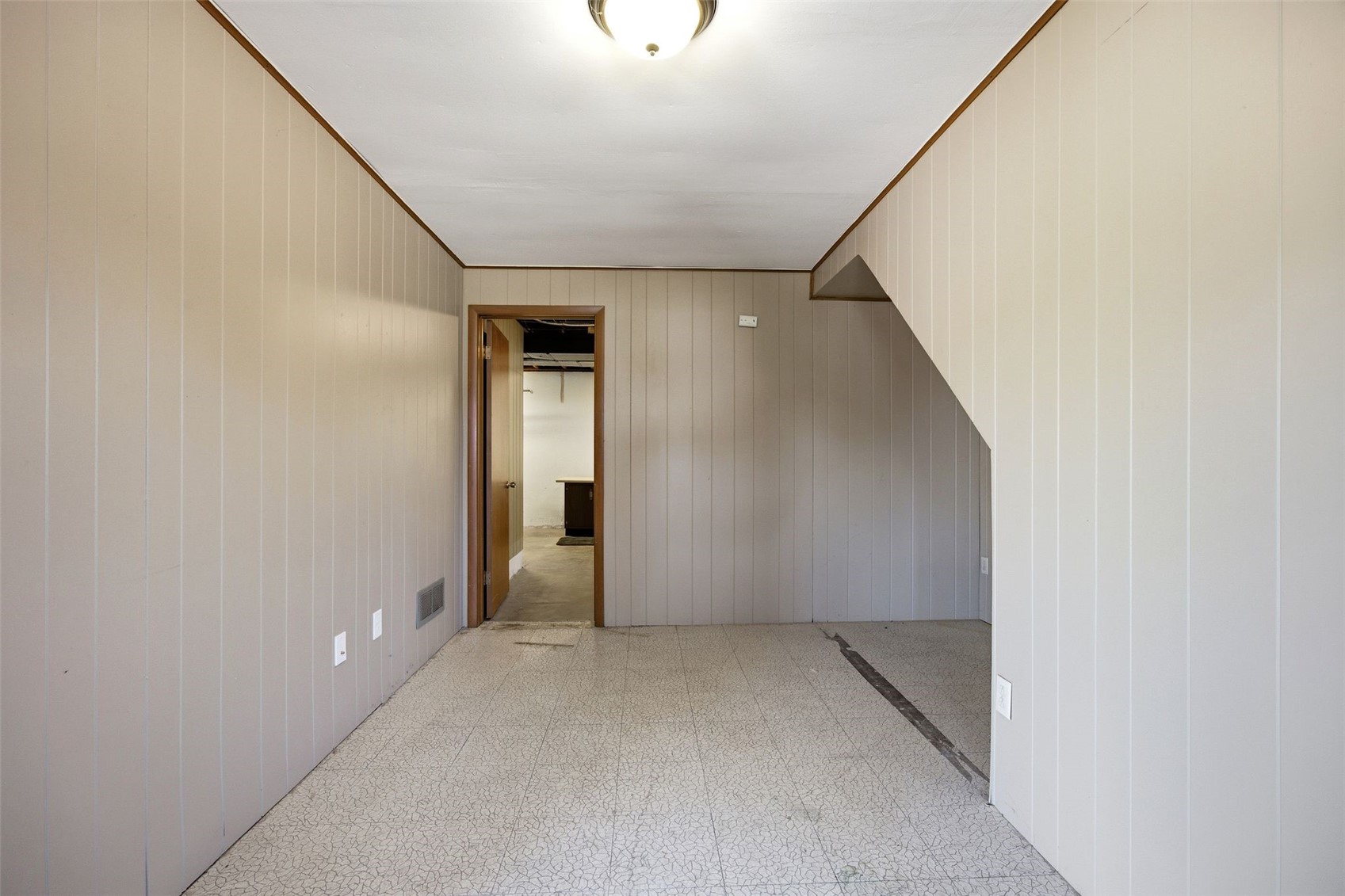 2902 Johnson Avenue Cedar Rapids IA 52405