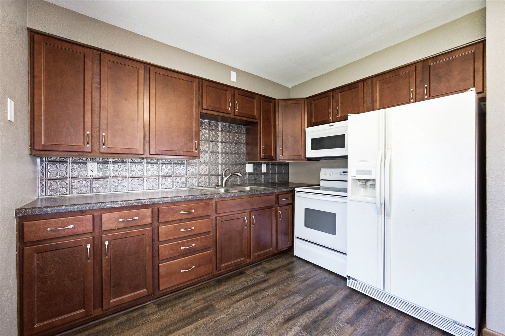 2902 Johnson Avenue Cedar Rapids IA 52405