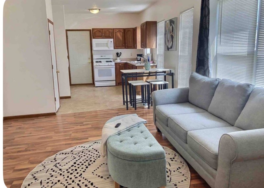 720 E Avenue NW Cedar Rapids IA 52405