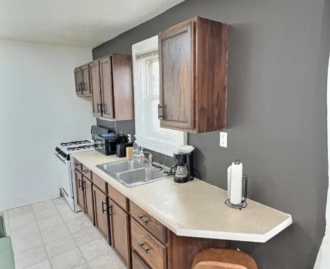 720 E Avenue NW Cedar Rapids IA 52405