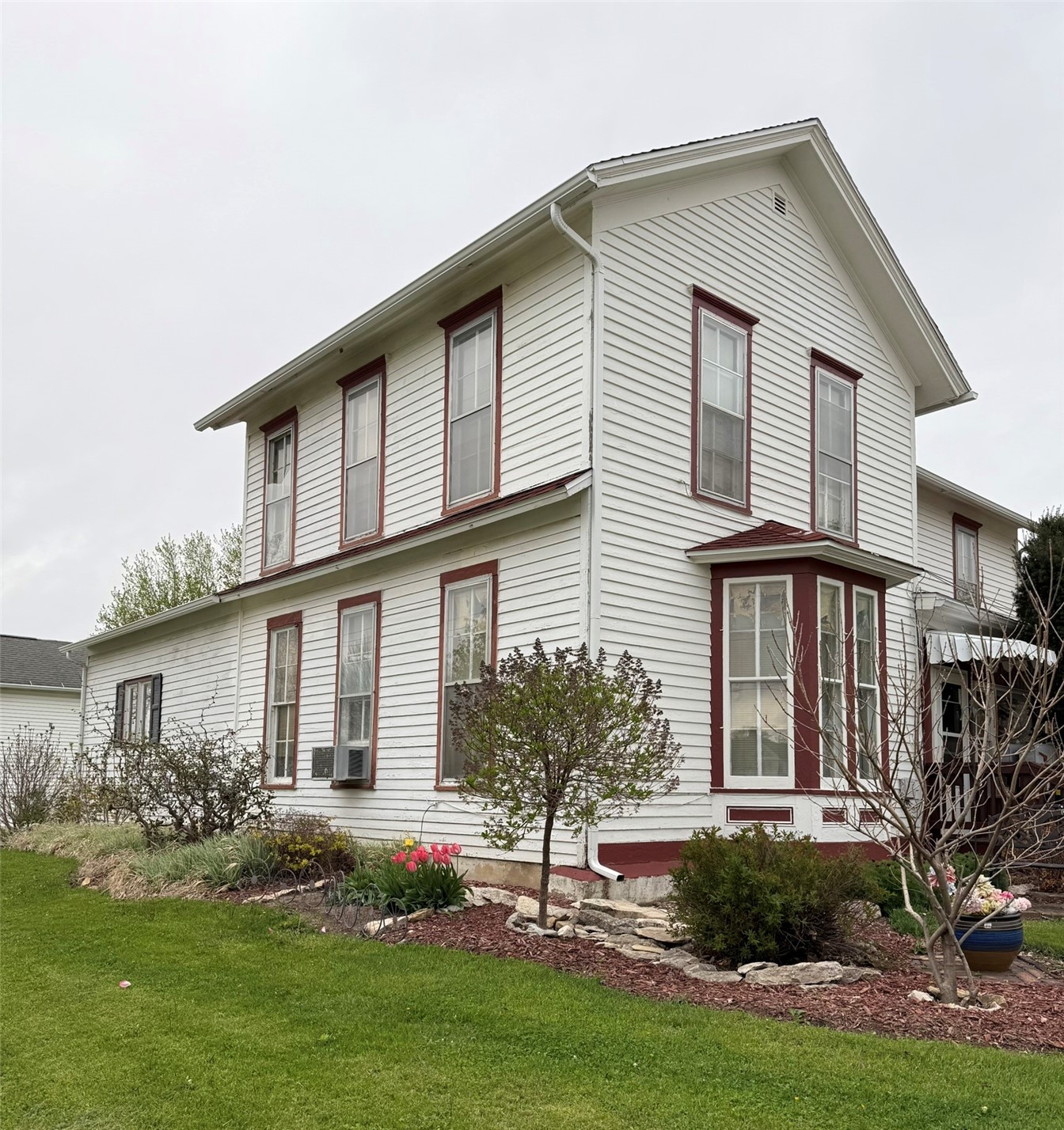 503 D Avenue Vinton IA 52349