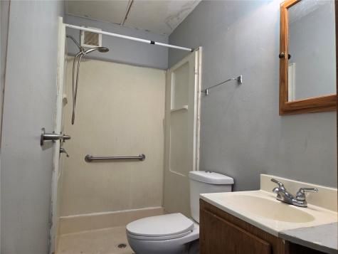 1320 1st Avenue NW Cedar Rapids IA 52405
