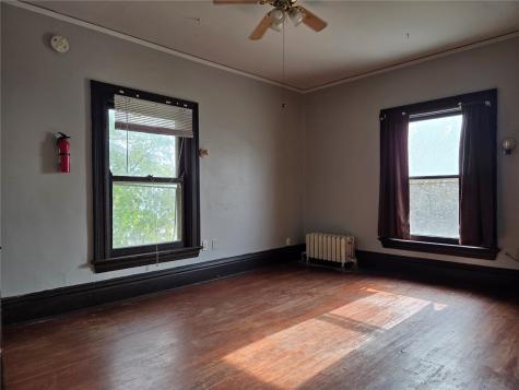 1320 1st Avenue NW Cedar Rapids IA 52405