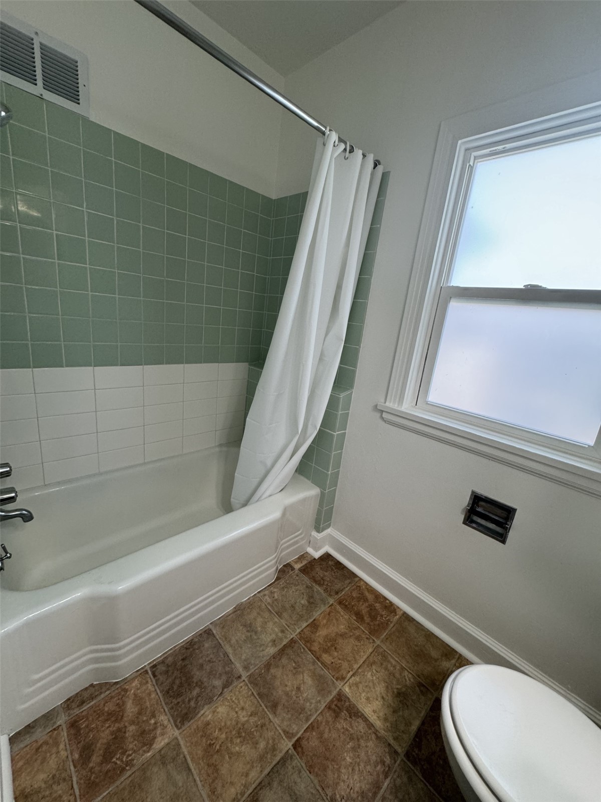 1746 B Avenue NE Cedar Rapids IA 52402