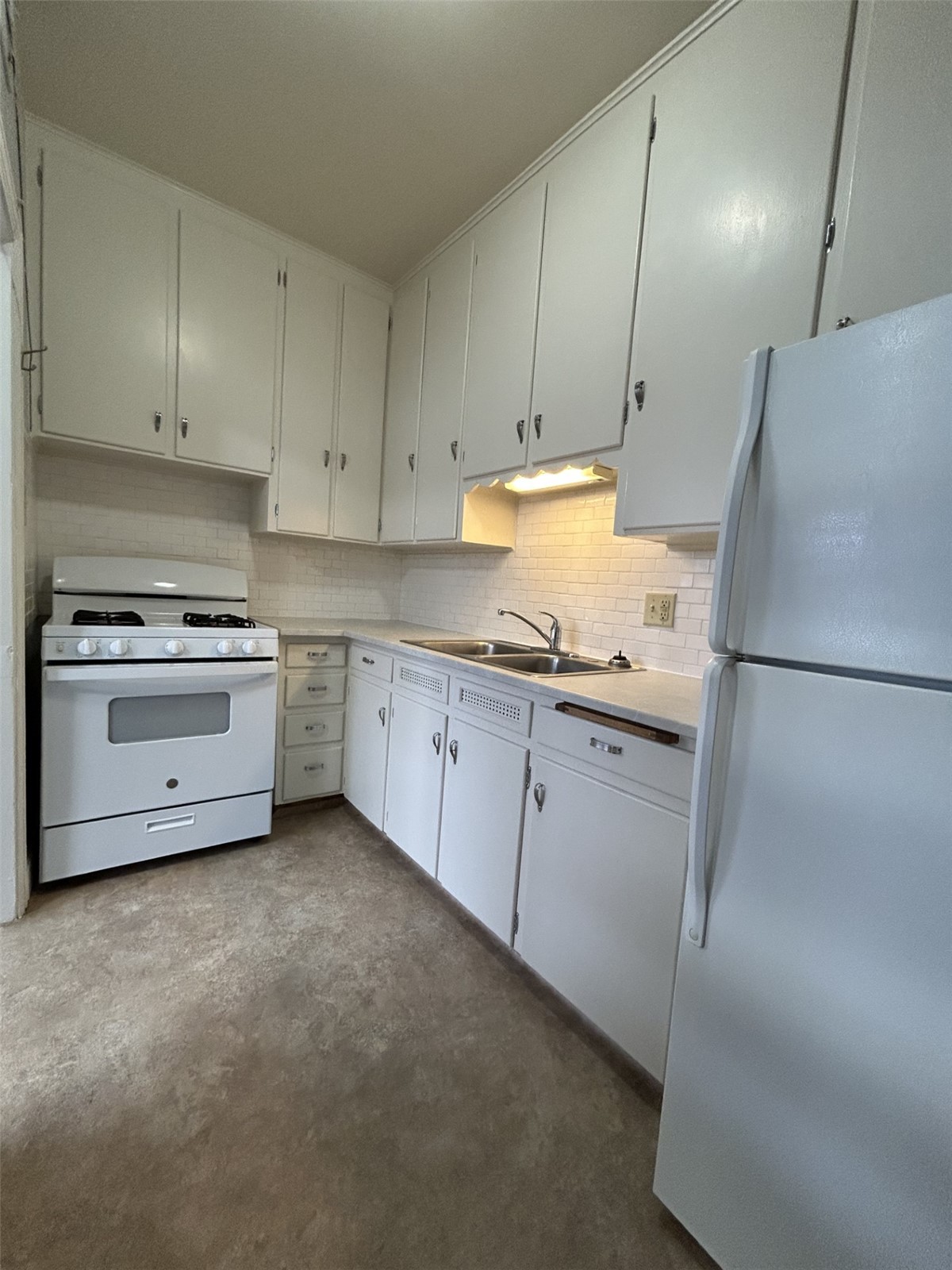 1746 B Avenue NE Cedar Rapids IA 52402