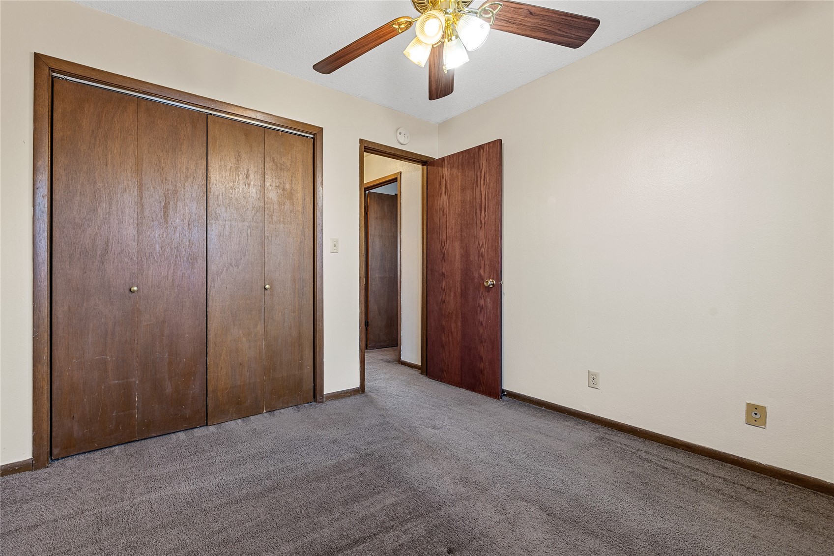 3212 Wilson Avenue SW Cedar Rapids IA 52404