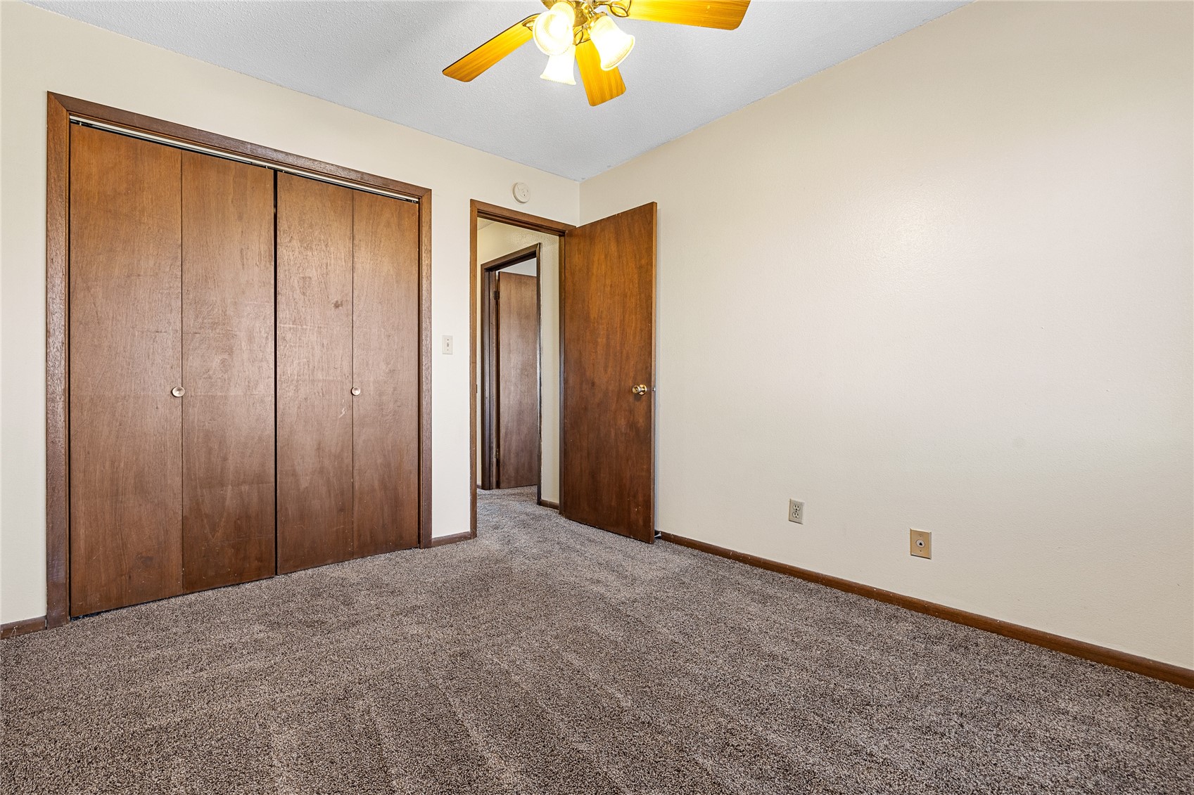 3212 Wilson Avenue SW Cedar Rapids IA 52404