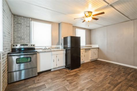112 2nd Avenue NW Mt Vernon IA 52314