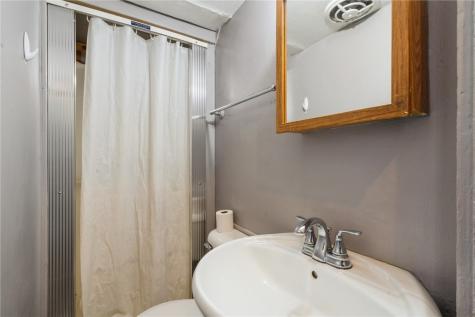 112 2nd Avenue NW Mt Vernon IA 52314