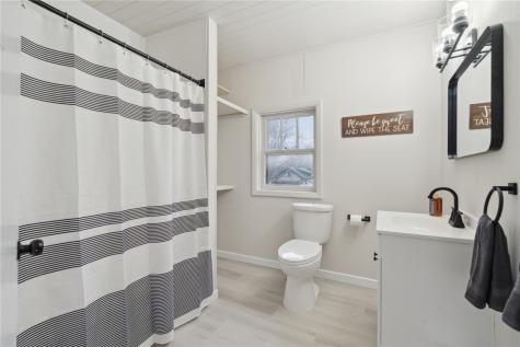 215 E Green Street West Branch IA 52358