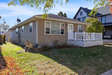 819 G Avenue NW Cedar Rapids IA 52405