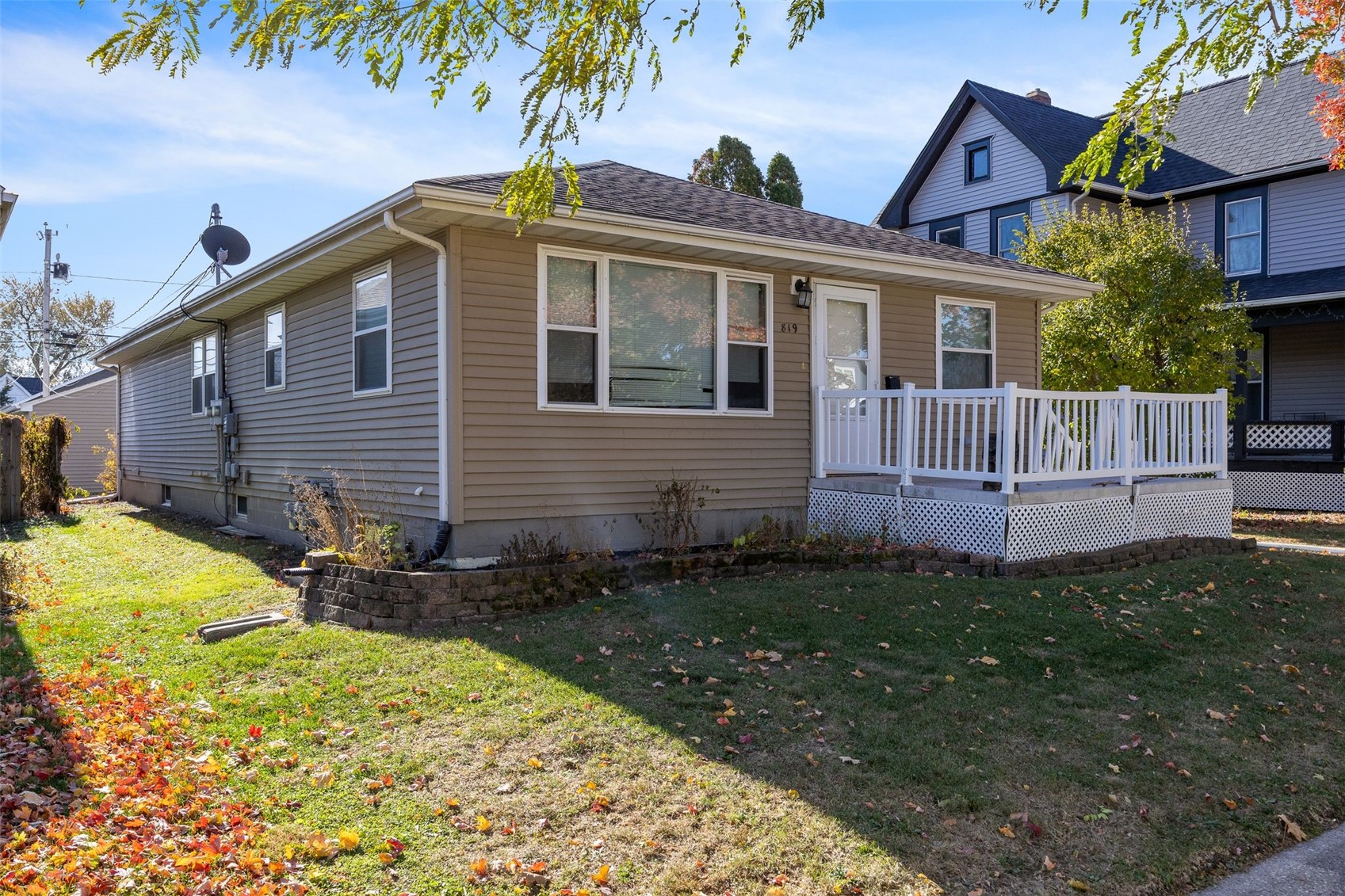 819 G Avenue NW Cedar Rapids IA 52405