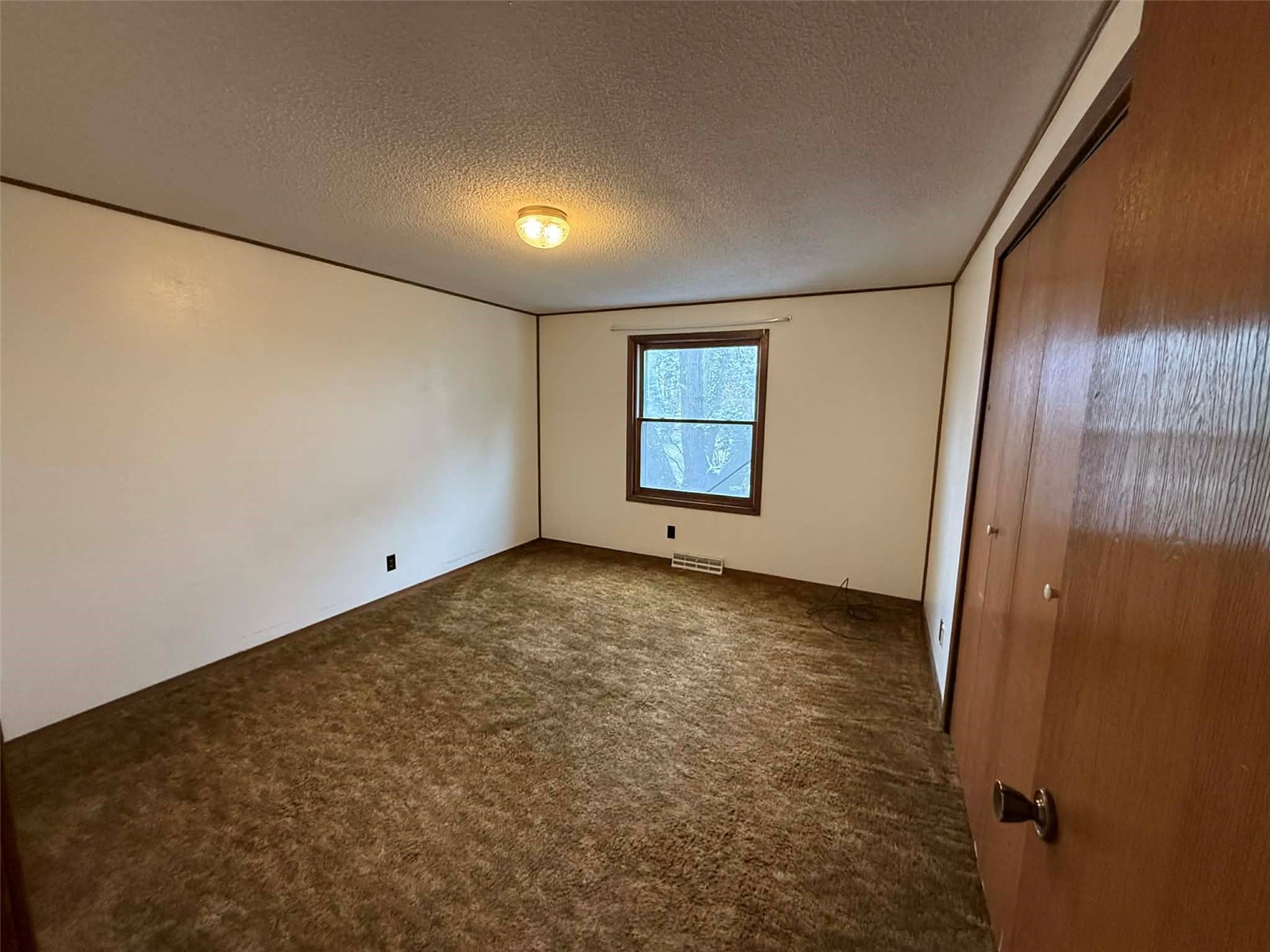 210 Kohl Street Martelle IA 52305