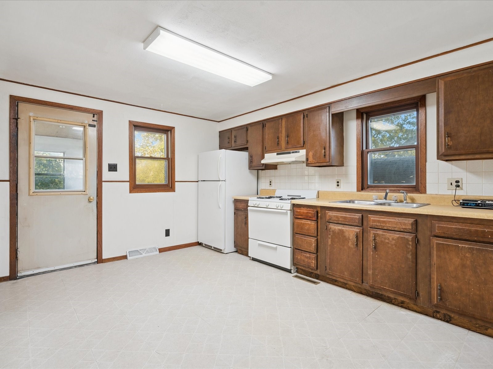 210 Kohl Street Martelle IA 52305