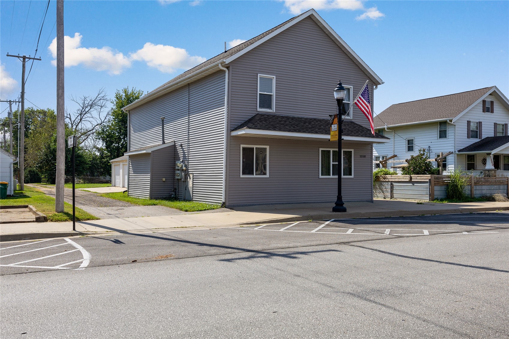 1550 Dows Street Ely IA 52227