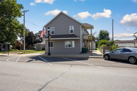 1550 Dows Street Ely IA 52227