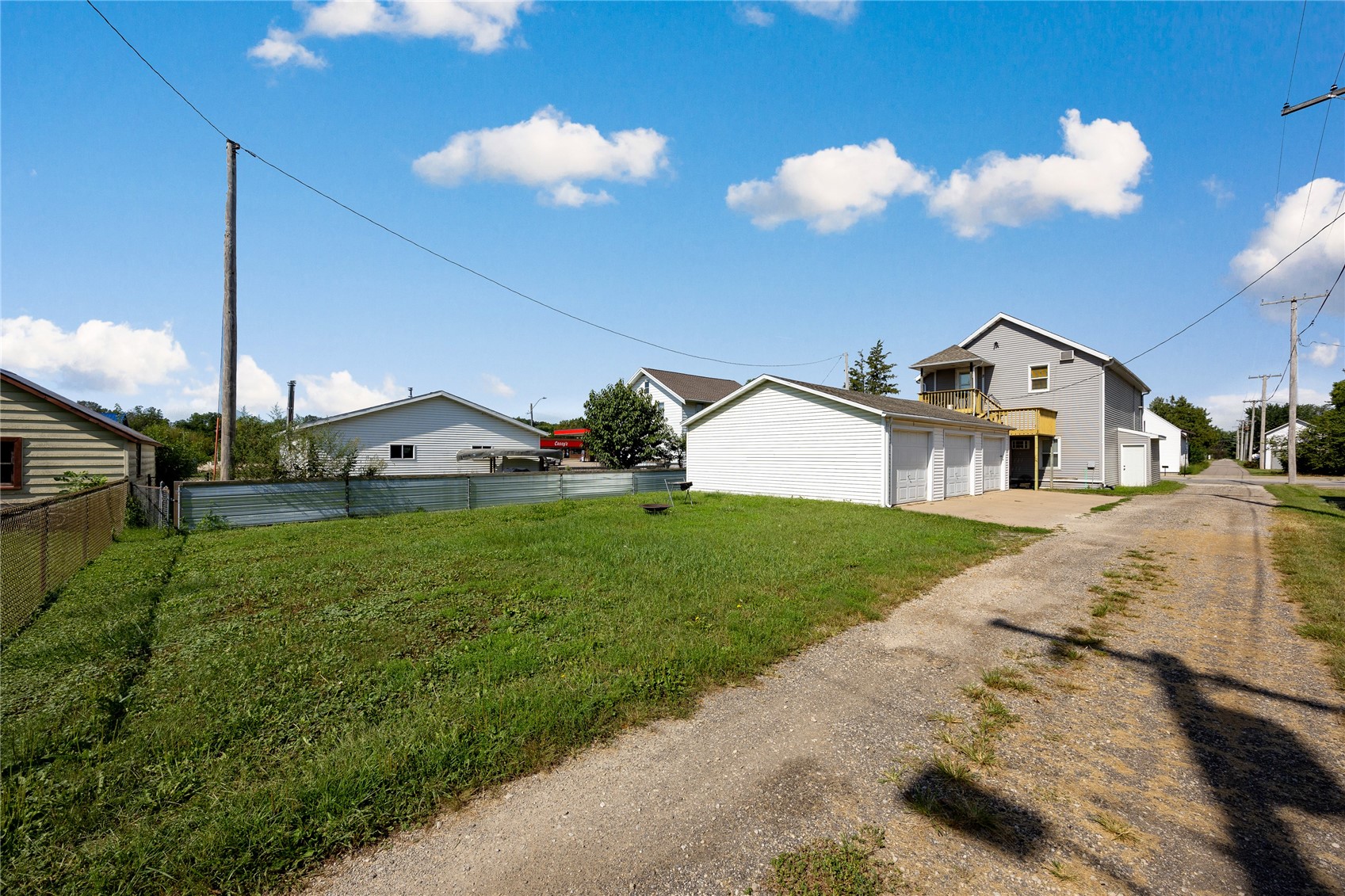 1550 Dows Street Ely IA 52227