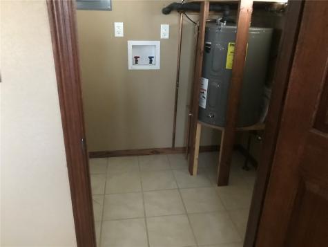 375 - 385 9th Avenue Marion IA 52302