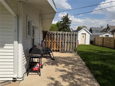 375 - 385 9th Avenue Marion IA 52302