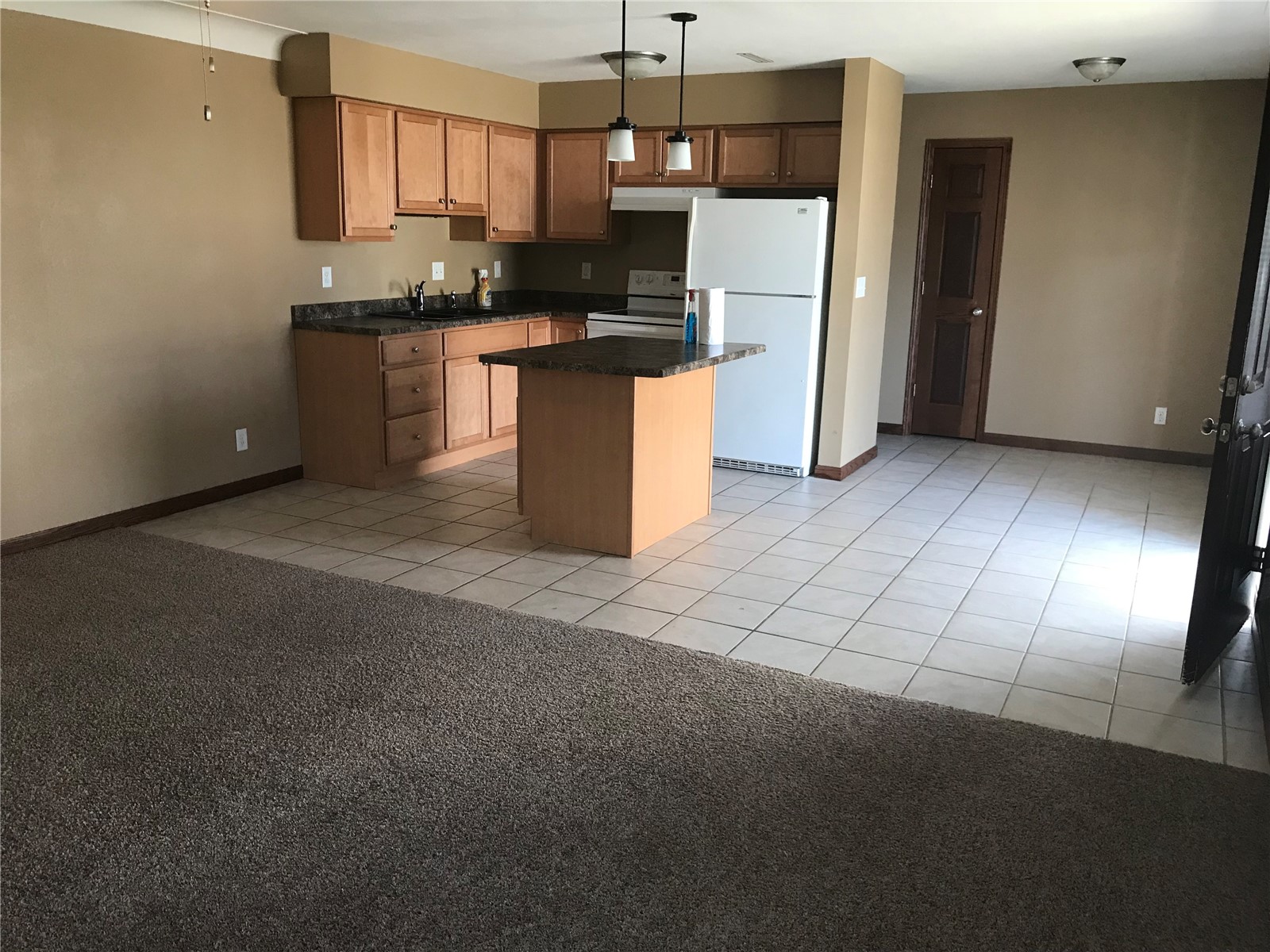 375 - 385 9th Avenue Marion IA 52302