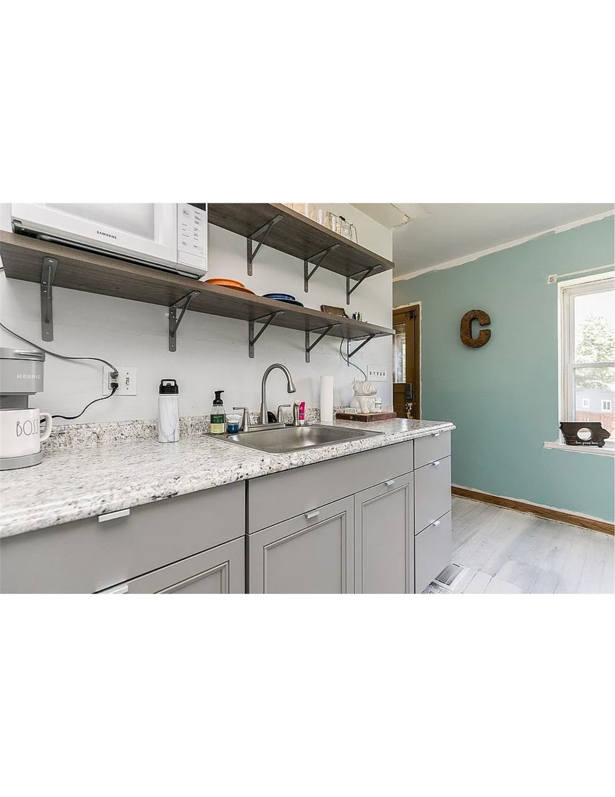 3010 Johnson Avenue NW Cedar Rapids IA 52405