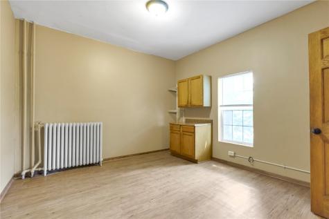 110 16th Street NE Cedar Rapids IA 52402