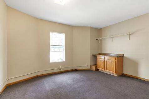 110 16th Street NE Cedar Rapids IA 52402